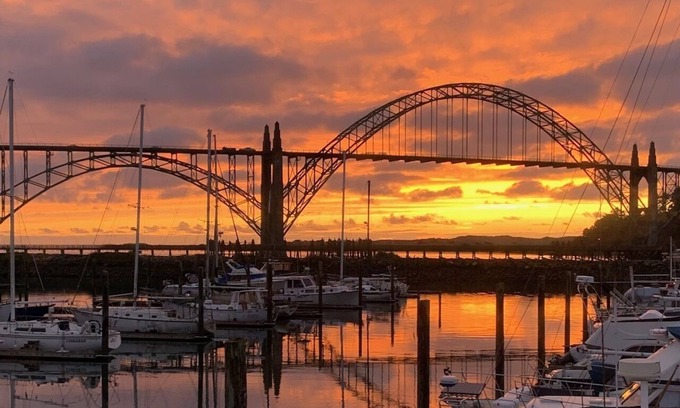 Newport Bed & Breakfast | The Newport Belle