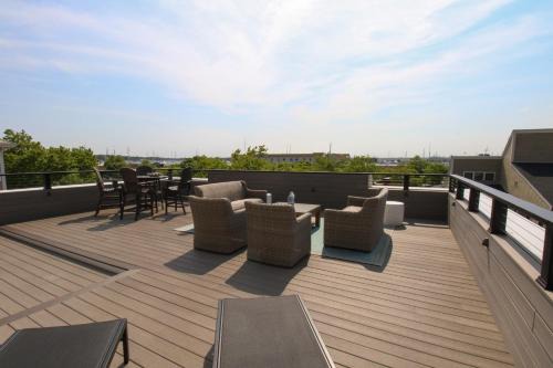 Newport Apartment | The Newport Lofts - 194 Thames Street