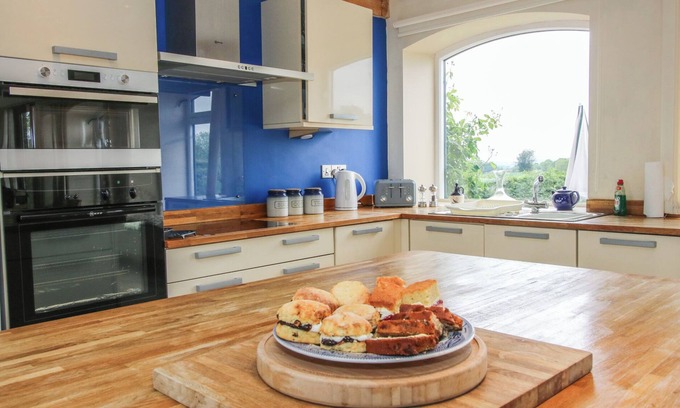 Loppington Cottage | The Oaks