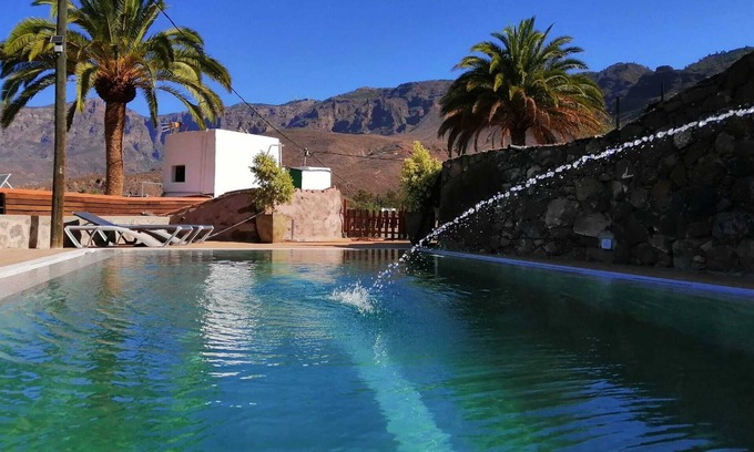 Santa Lucia Cottage | The Old House of La Montaña for 2 people