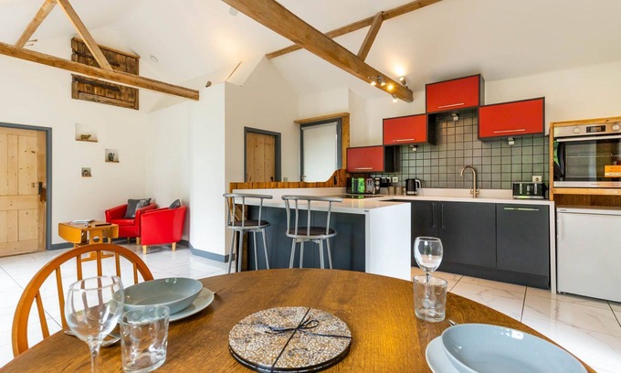 Hethel Cottage | The Old Corn Store | Countryside retreat