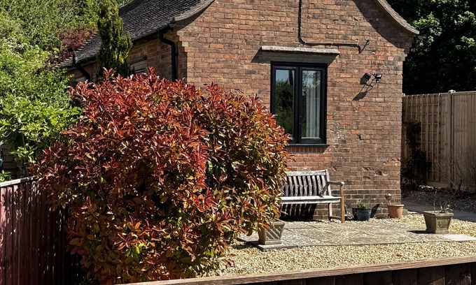 Witchampton Cottage | The Old Exchange - Cosy country cottage in Dorset