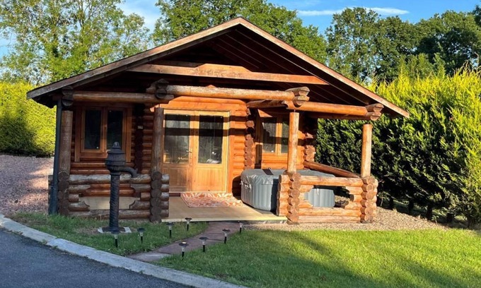 Lisnagunogue House | The Old School House, historic building *Newly refurbished, Pet Friendly*