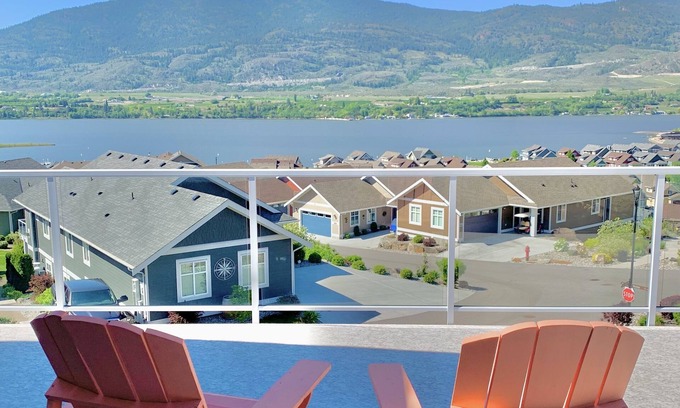Okanagan-Similkameen Cottage | The Osoyoos Lake Breeze Cottage #260