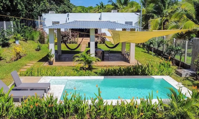 Los Cobanos House | The Pacific in Salinitas