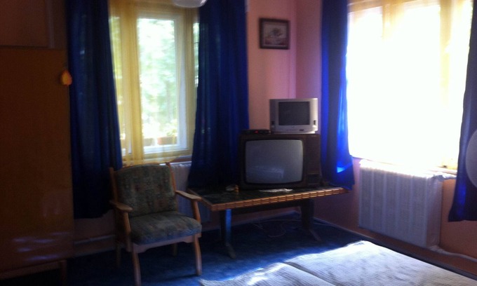 Tapolca Apartment | The panoramic apartment has a beautiful view of the garden -St. Georg Berg .
