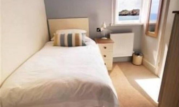 Coverack Hotel | The Paris Hotel