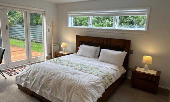 Whanganui House | The perfect getaway for two in a large suite