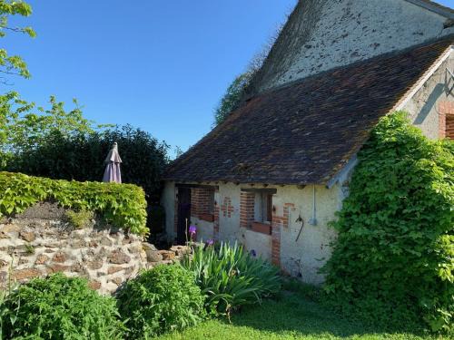 Brigueil-le-Chantre Apartment | The Petit Prince Studio at Chateau Mareuil