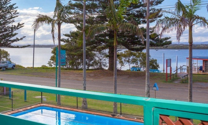 Manning Point House | The Pines Units Manning Point
