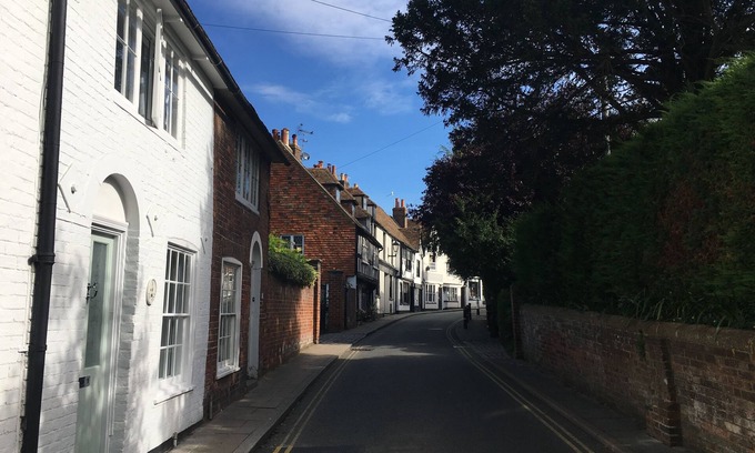 Rye House | The Place in Rye - peaceful spacious cottage in the heart of ancient Rye.