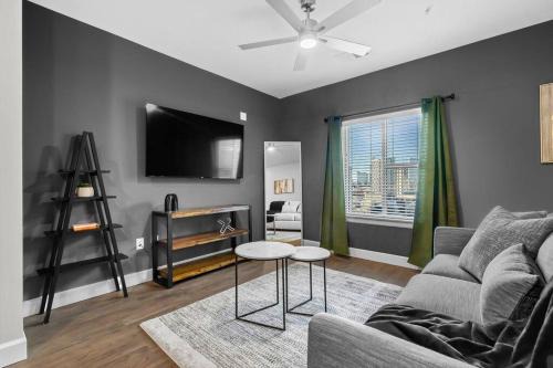 The Gulch Apartment | The Platinum Suite Penthouse The Gulch