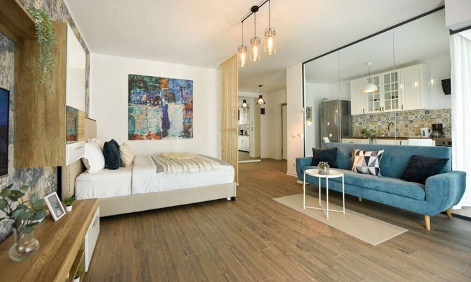 Aviatiei Apartment | THE POETS HOUSE | Cloud9 Artsy Studio