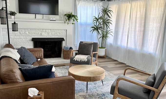 Opal Cliffs Cottage | The Point Cottage