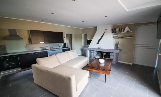 Festubert House | The pond of a 3 bedroom house break with fishing pond