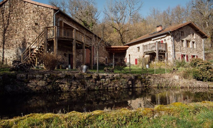 Saint-Rirand Cabin | The Pré Bord micro-gîte