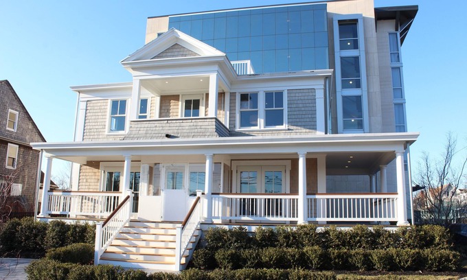 Riverhead Hotel | The Preston House & Hotel