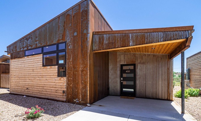 Clifton House | The Prickly Pear @ Palisade Legends