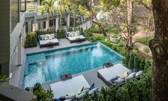 Bang Khun Phrom Hotel | The Raweekanlaya Bangkok