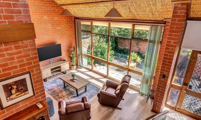 Norwood Apartment | The Redstone Experience Adelaides Inner east