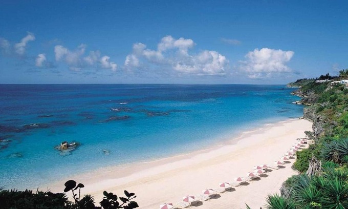Southampton Hotel | The Reefs Resort & Club