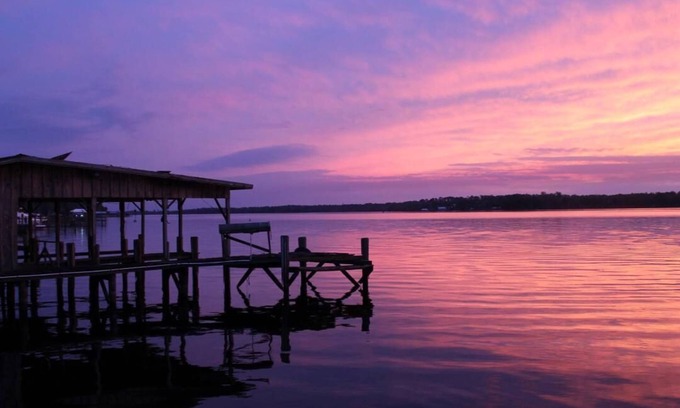 Fruitland Cottage | The Reeling Inn on the River