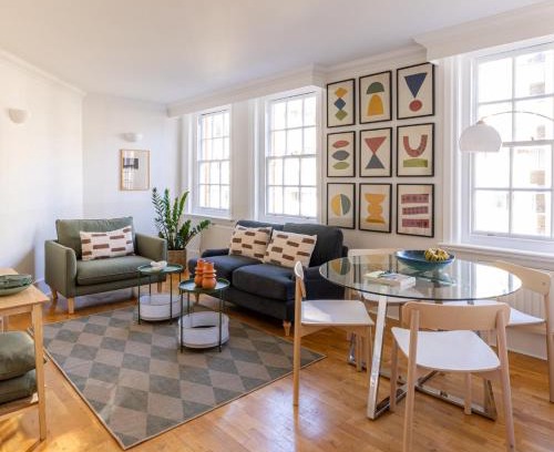 Vincent Square Apartment | The Regency - Serviced Apartments