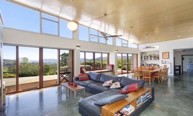 Barrington House | The Retreat - Riverside at Barrington