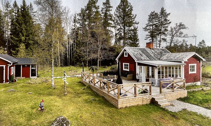 Herrang Cottage | The Rhythm & Pines Summer House