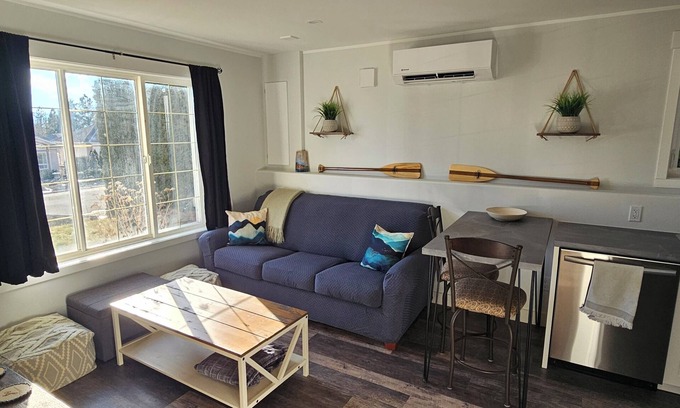Central Okanagan House | The Ridge at Smith Creek - Licensed Legal Suite