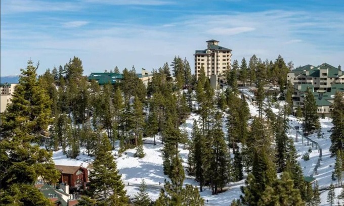 Tahoe Village Apartment | The Ridge Tahoe Studio