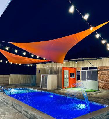 Port Dickson House | The Rina Homestay-Whole Villa with Private Pool,BBQ & Karaoke-Near Beach-