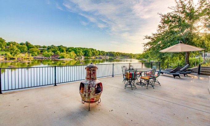 Buchanan Dam House | The River House