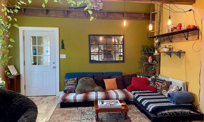 North New Portland House | The Riverfront Retreat- 27 minutes to Sugarloaf!
