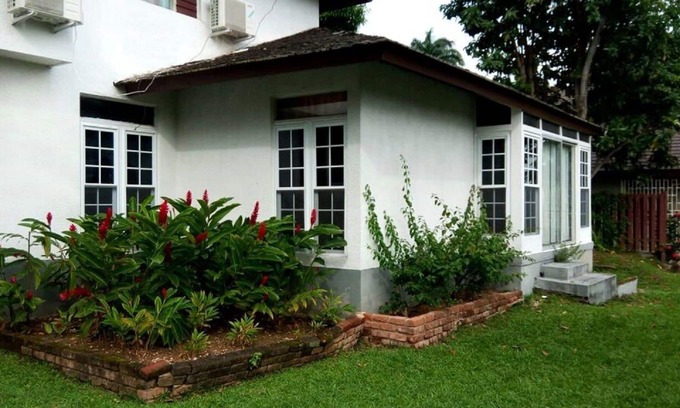 Constant Spring Apartment | The Rock Villa offers a relaxing and tropical vibe.