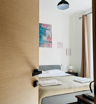 Frattamaggiore Bed & Breakfast | The Roof Garden - Bed&Breakfast