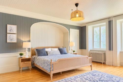 Quartier 5-4 Apartment | The Royal d'Antan 8 people Parking