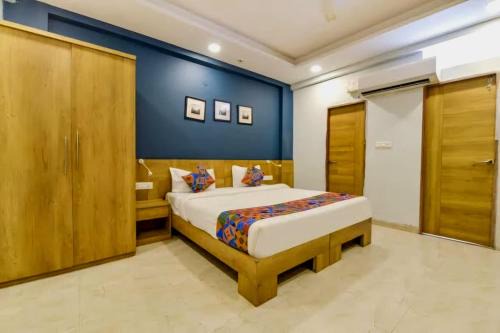 Indore Hotel | The Rush Imperial