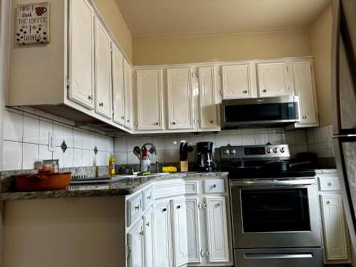 Eagle Pass Apartment | The Rustic @ Paseo de Encinal Drive