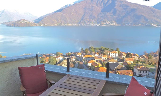 Calozzo Apartment | “The Sail” penthouse with extraordinary views, WIFI, reserved parking place, pet friendly