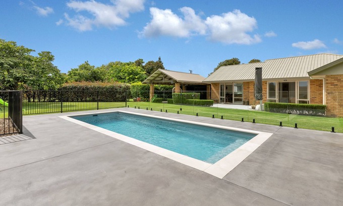 Kerikeri House | THE SAVAGE PATCH - KERIKERI HOLIDAY HOME, family friendly in Kerikeri