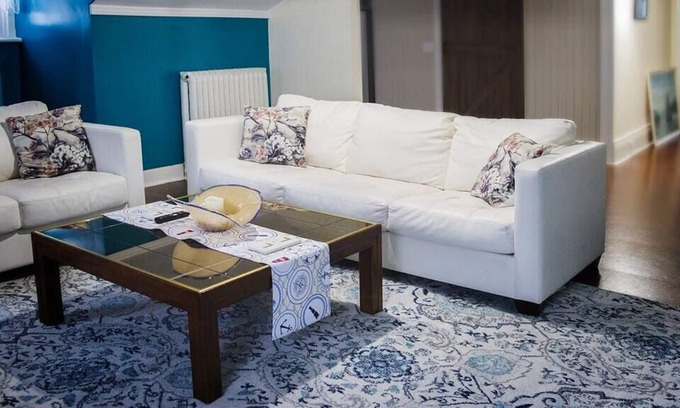 Cobourg Apartment | The Seaside Suite at Lakehurst