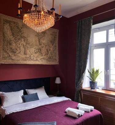 Srodmiescie Południowe Apartment | The Senator - Luxury Residence near the Royal Łazienki Park