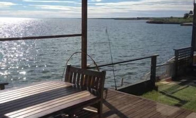 Ripon House | The Shack - Absolute waterfront