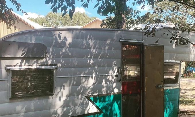 Elmo Cottage | The Shasta Trailer
