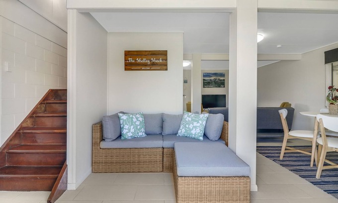 Emu Park House | The Shelley Shack - Charm of Shelley's Beach