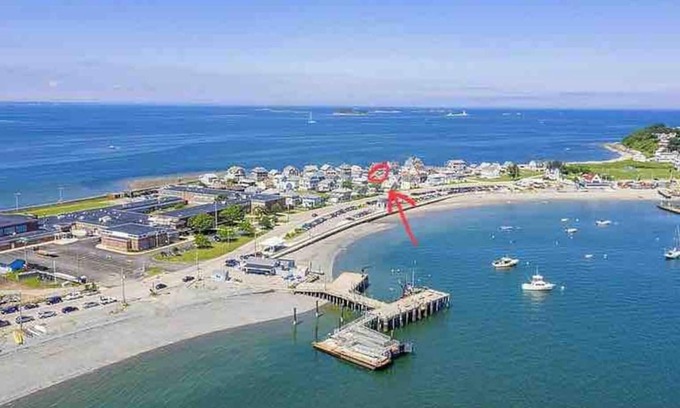 Hull Cottage | The Shore House, steps to the ocean meet crisp clean beach side retreat!