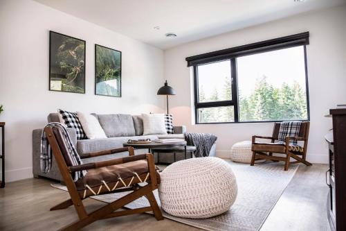 Revelstoke House | The Shred Shack - Stylish Revelstoke Condo