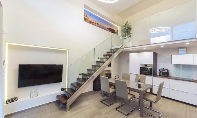 Kato Galatas House | The Siada Beachside Maisonette