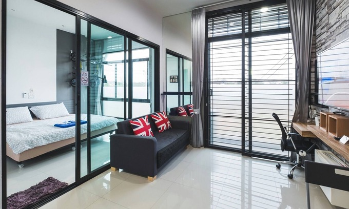 Nakhon Ratchasima Hotel | The Smart Hostel